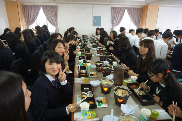 http://www.kyoto-be.ne.jp/jyouyou-hs/mt/school_life/images/DSC09318s.jpg