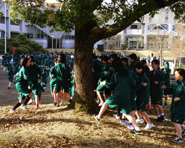 http://www.kyoto-be.ne.jp/jyouyou-hs/mt/school_life/images/IAFQ0235s.jpg