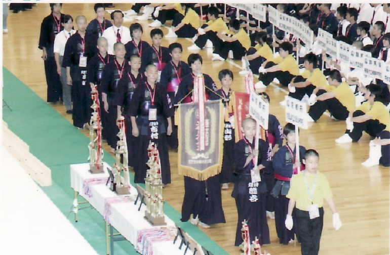 : : : : : : : : : : : U:\kumiyama\club\kendo1.jpg