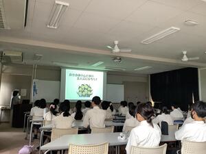 健康教育講演会　中学校２年生.jpg