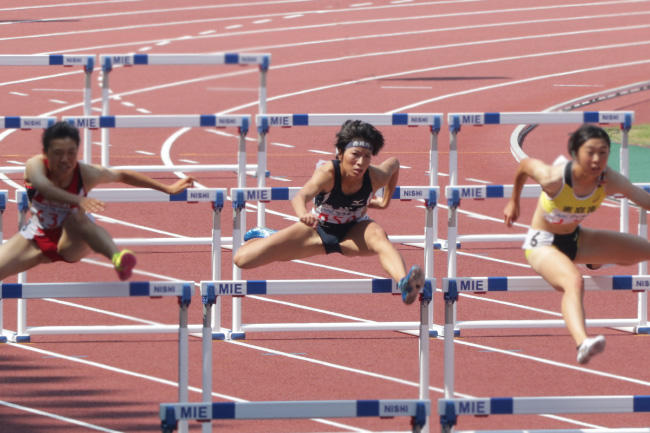 陸上競技部 インターハイ６位入賞 女子100ｍハードル 京都府立西城陽高等学校 部活動