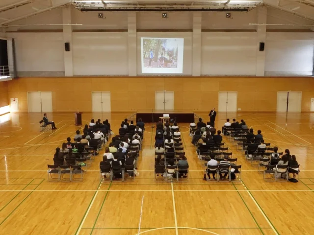 【令和７年度第1回スポーツ健康科学科説明会】を実施しました！

日時：令和７年５月10日（土）

内容：

1挨拶（校長）

2スポーツ健康科学科の概要説明
 （1）アドミッションポリシー（求める生徒像） 
 （2）カリキュラムポリシー（専門科目の学び・基本教科の学び）

 3 進路について

  4在校生によるパネルディスカッション「研究発表・スポ健生の学校生活」

　※ ６月14日(土)にオープンスクール（普通科・スポーツ健康科学科）を開催予定です。
詳細は近日中にHP、Instagramでお知らせします！

#乙訓高校
#乙高
#スポーツ健康科学科
#学校説明会
#オープンスクール
