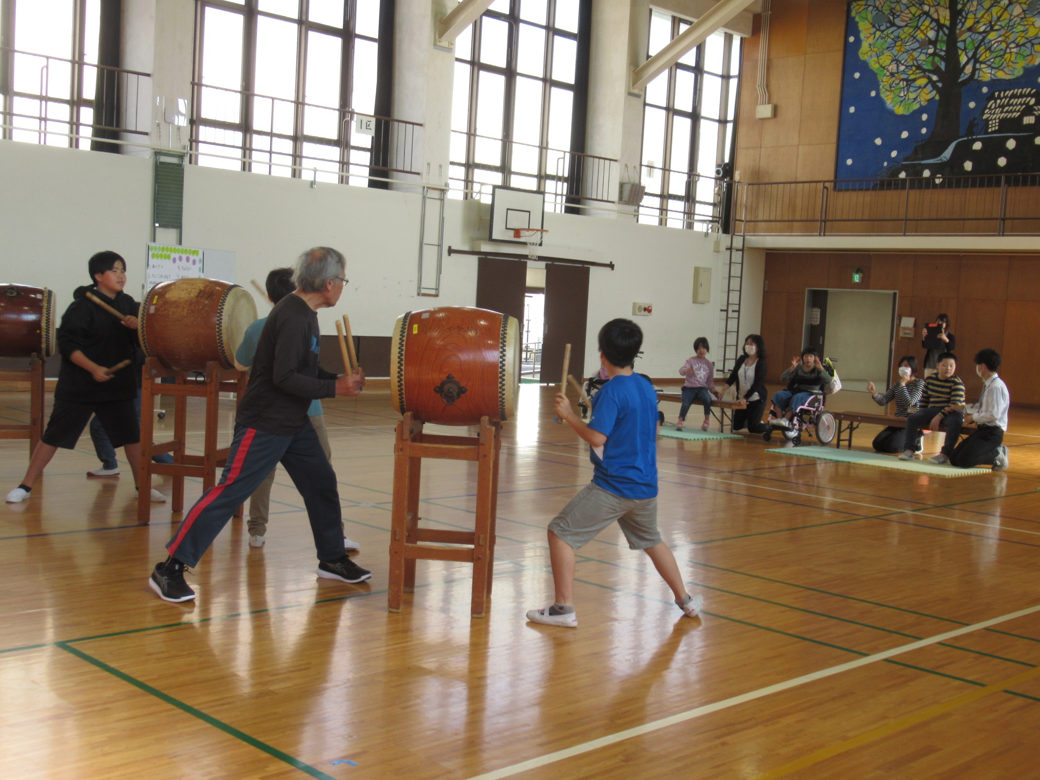 向日が丘支援学校との交流会 向日市立第6向陽小学校