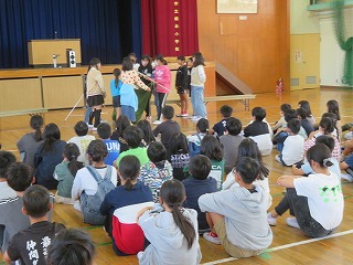 児童会本部引継ぎ式 八幡市立橋本小学校