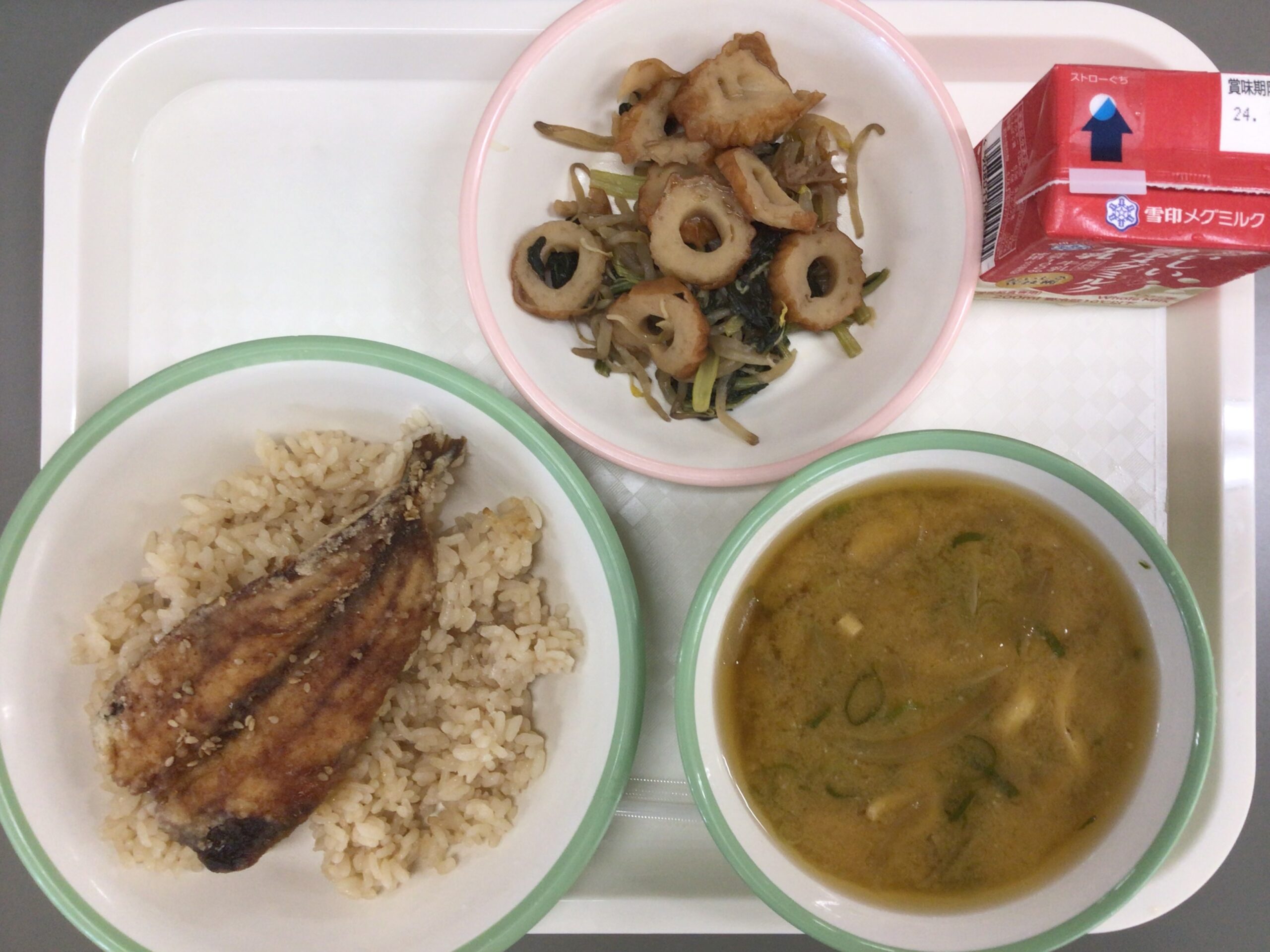 9月12日(木)の給食：いわしのかば焼き丼