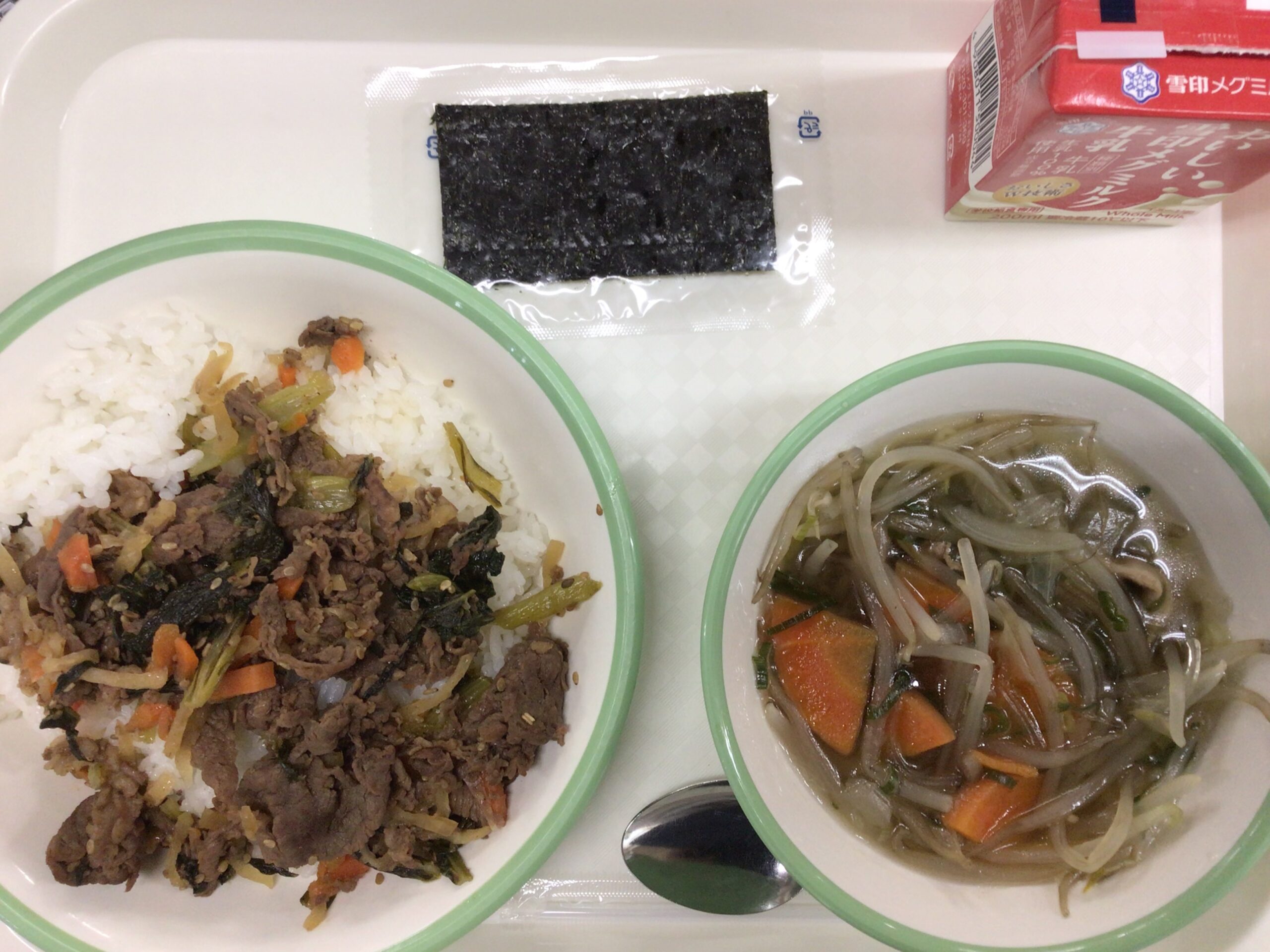 10月16日(水)の給食：キンパ風混ぜごはん他