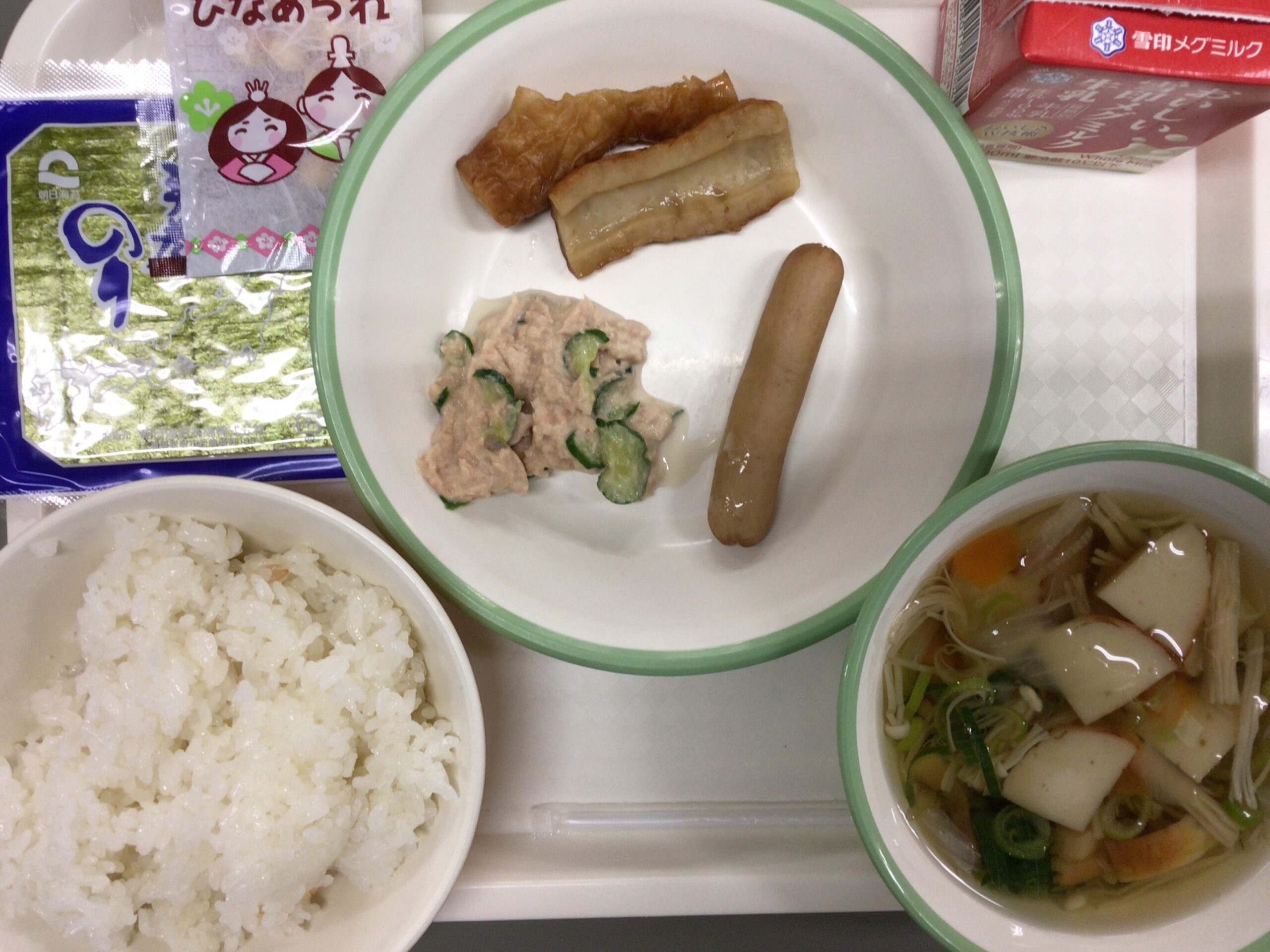 3月3日(月)の給食：ひなまつり他