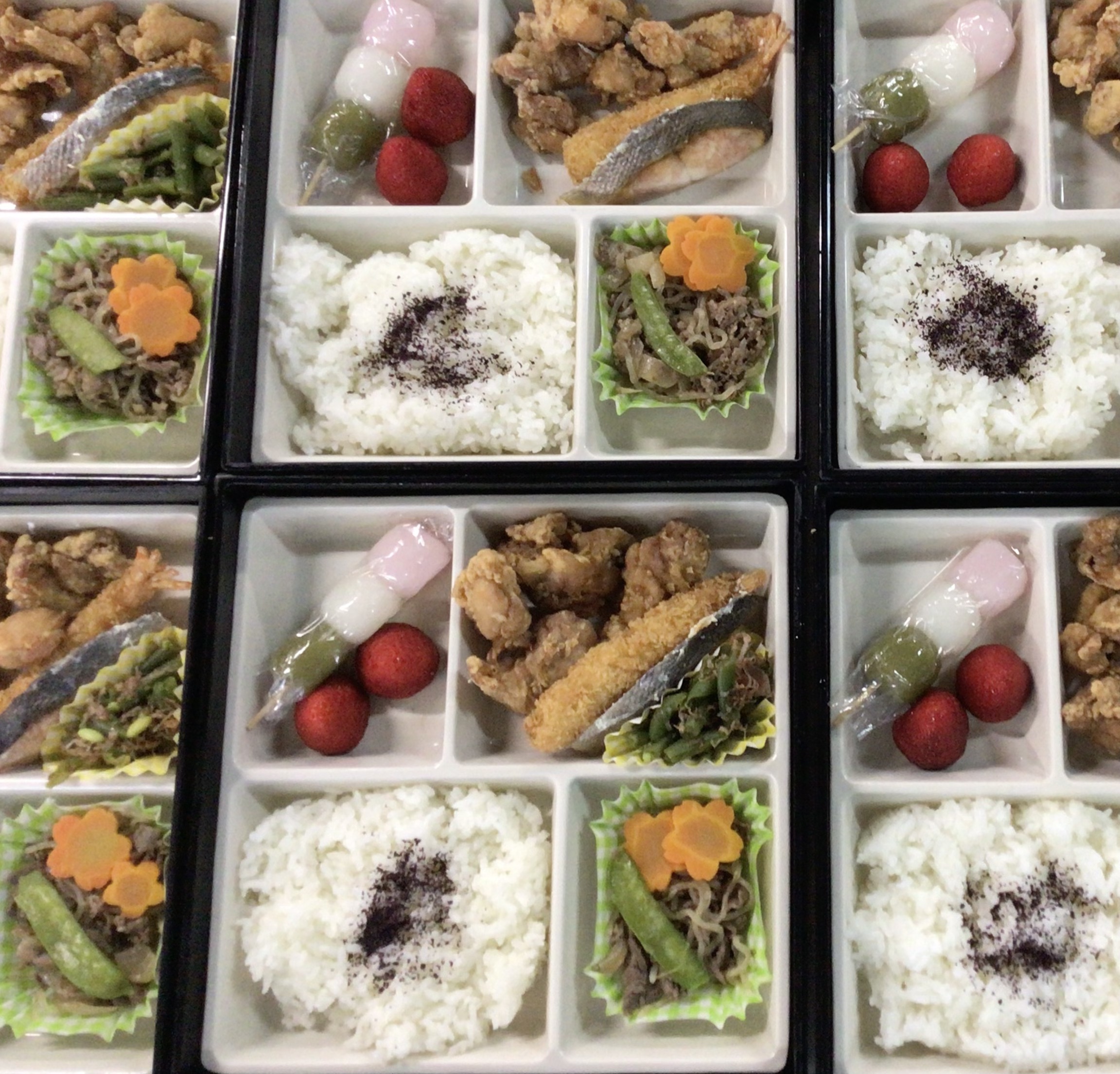 3月5日(水)の給食：松花堂弁当(6年生)