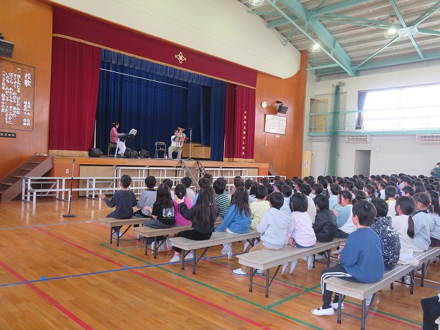 音楽鑑賞会を開催しました