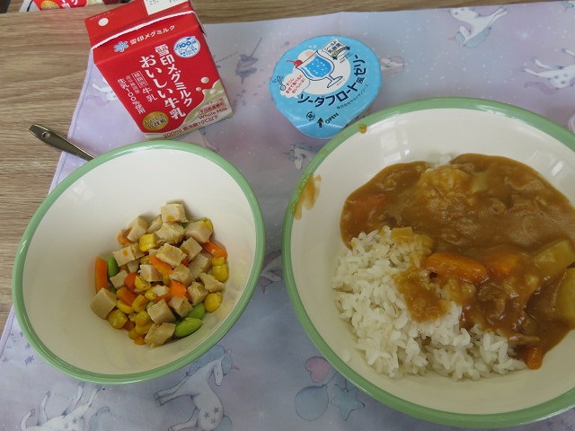 1学期最後の給食！笑顔あふれるひととき