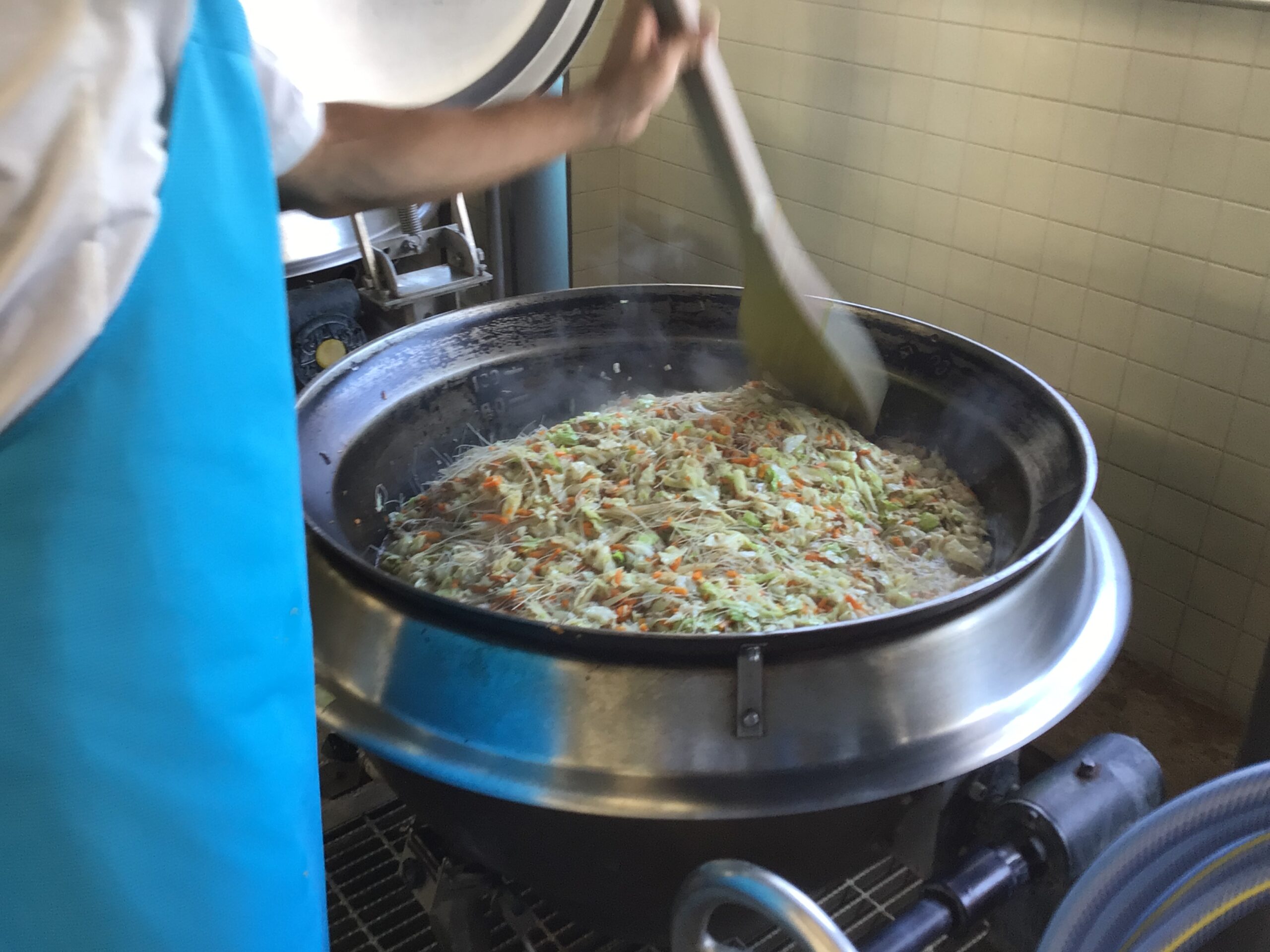 9月2日(火)の給食：焼きビーフン他