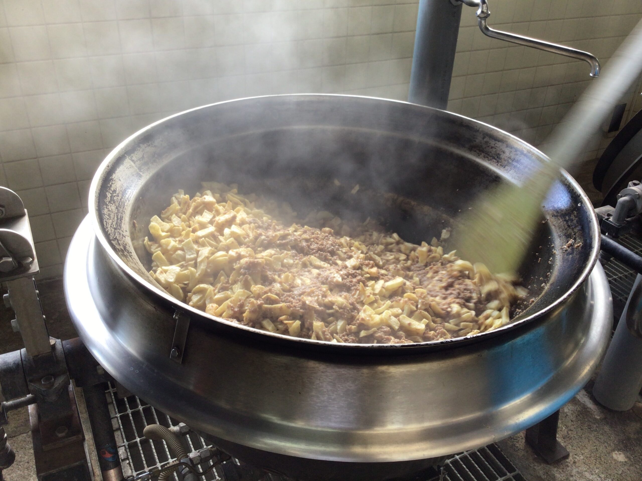 9月3日(水)の給食：揚げじゃがいものそぼろあんかけ他