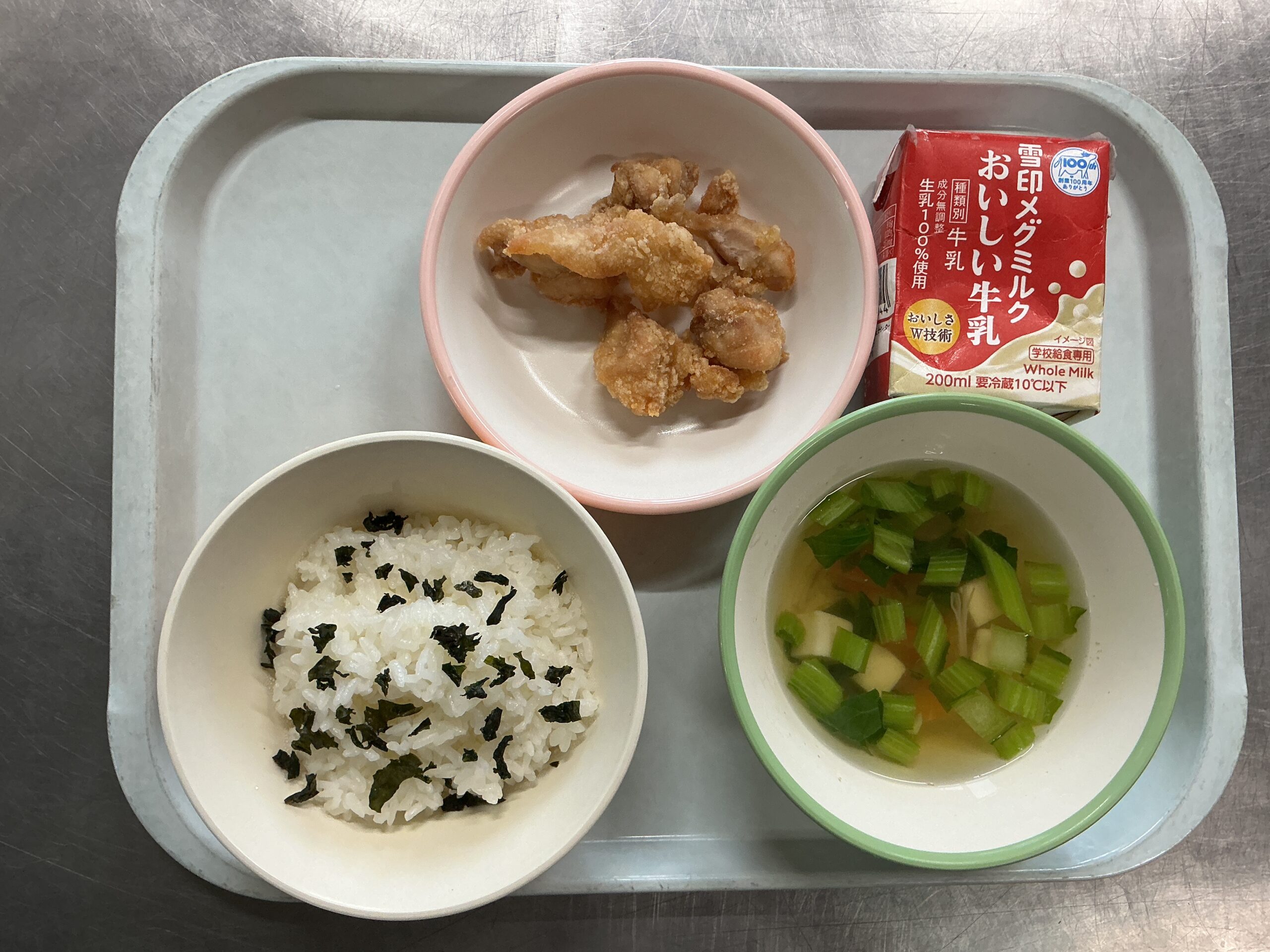 4月15日(水)の給食：1年生給食開始
