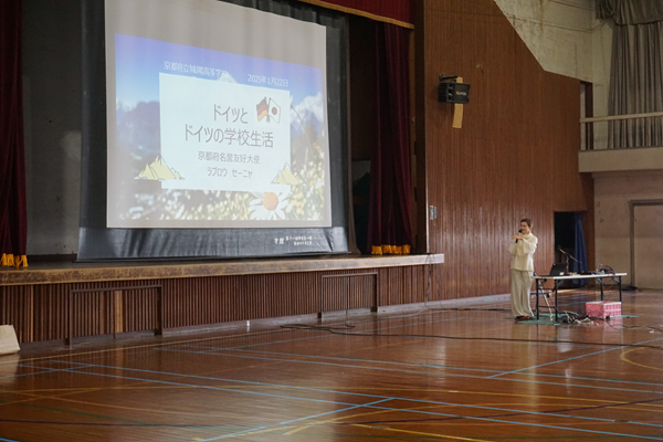 DSC08859講演の様子.png