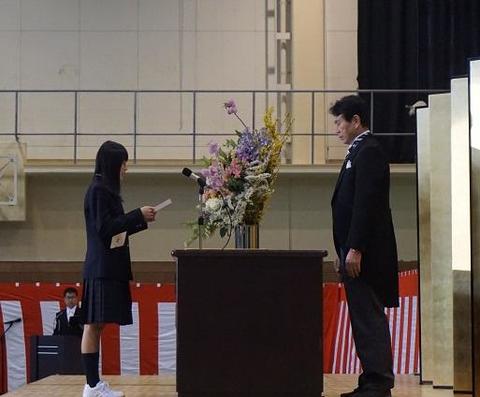 DSC04479新入生宣誓.jpg