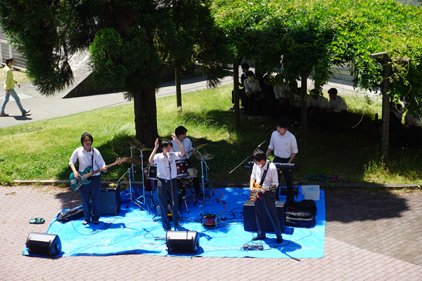 DSC00467軽音楽部のみ.png