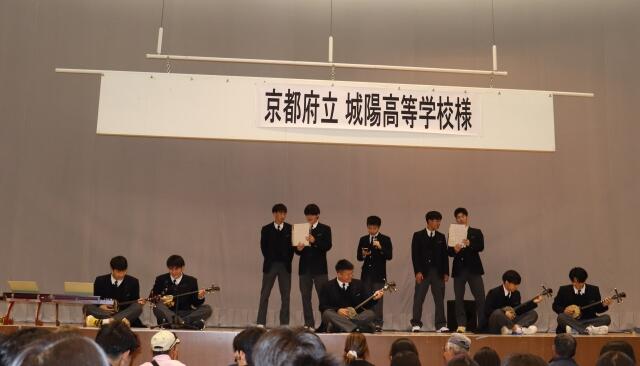 https://www.kyoto-be.ne.jp/jyouyou-hs/mt/school_life/images/2.JPG