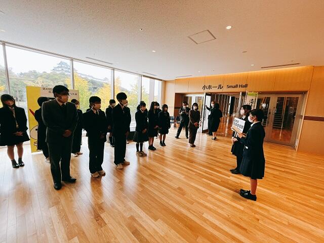 https://www.kyoto-be.ne.jp/jyouyou-hs/mt/school_life/images/2022-11-20_13-39-03_456s.jpg