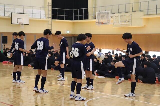 https://www.kyoto-be.ne.jp/jyouyou-hs/mt/school_life/images/20250410S15.jpg