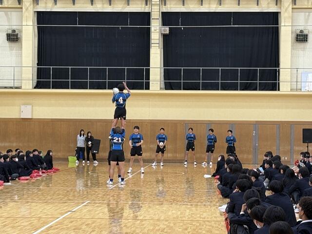 https://www.kyoto-be.ne.jp/jyouyou-hs/mt/school_life/images/20250410S3.jpg