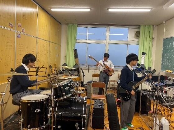 https://www.kyoto-be.ne.jp/kouyou-hs/mt/school_life/images/97ca105fca622d1a6c5b62d6d36f59aaece5e1e0.jpg