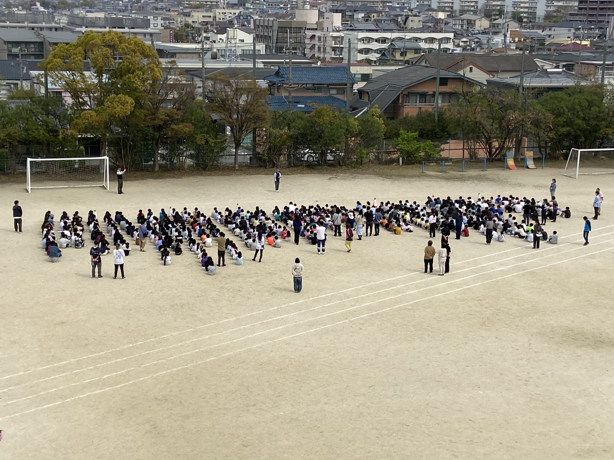 火災を想定した避難訓練【全学年】