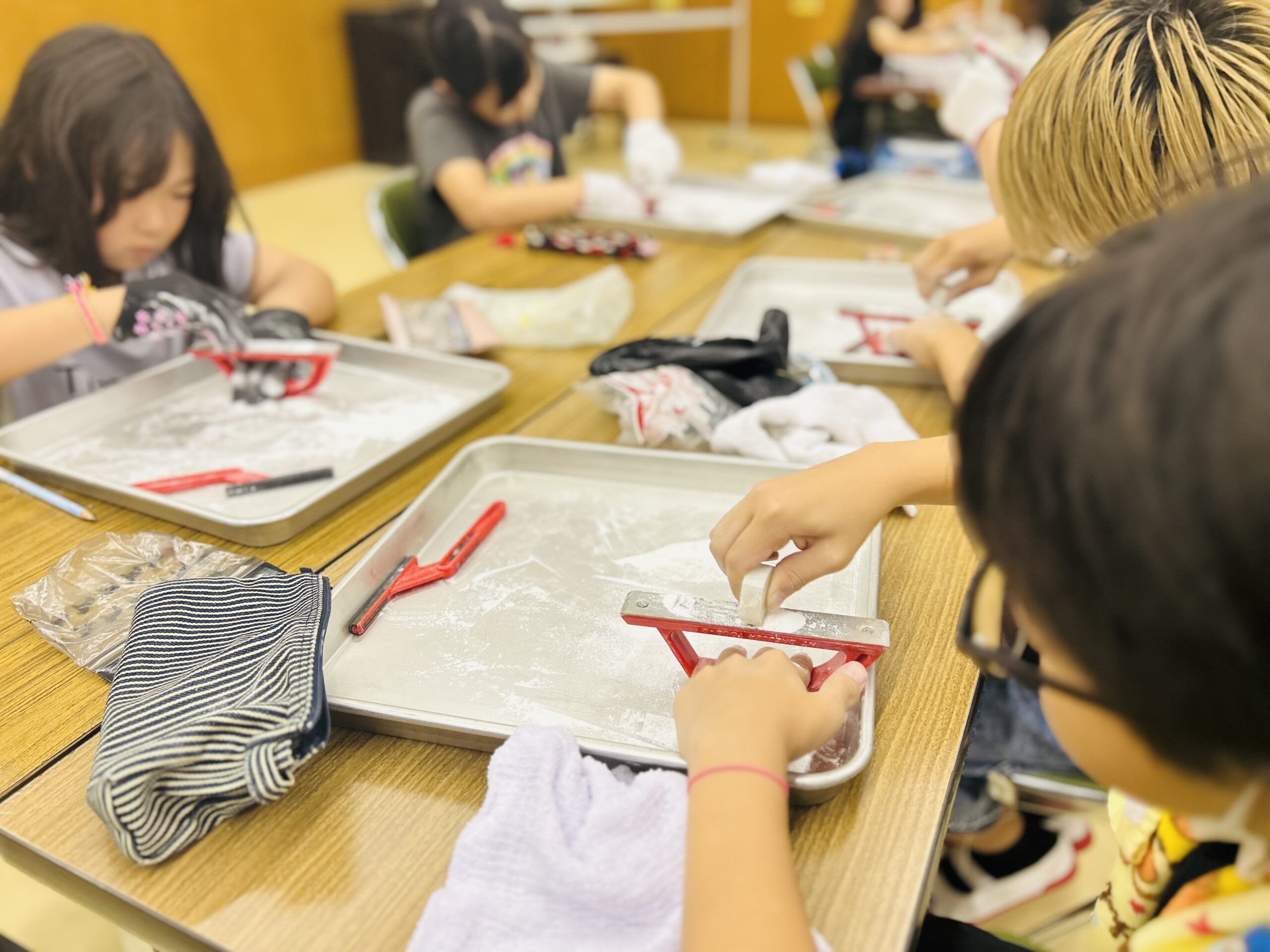野外学習⑨（勾玉づくり）