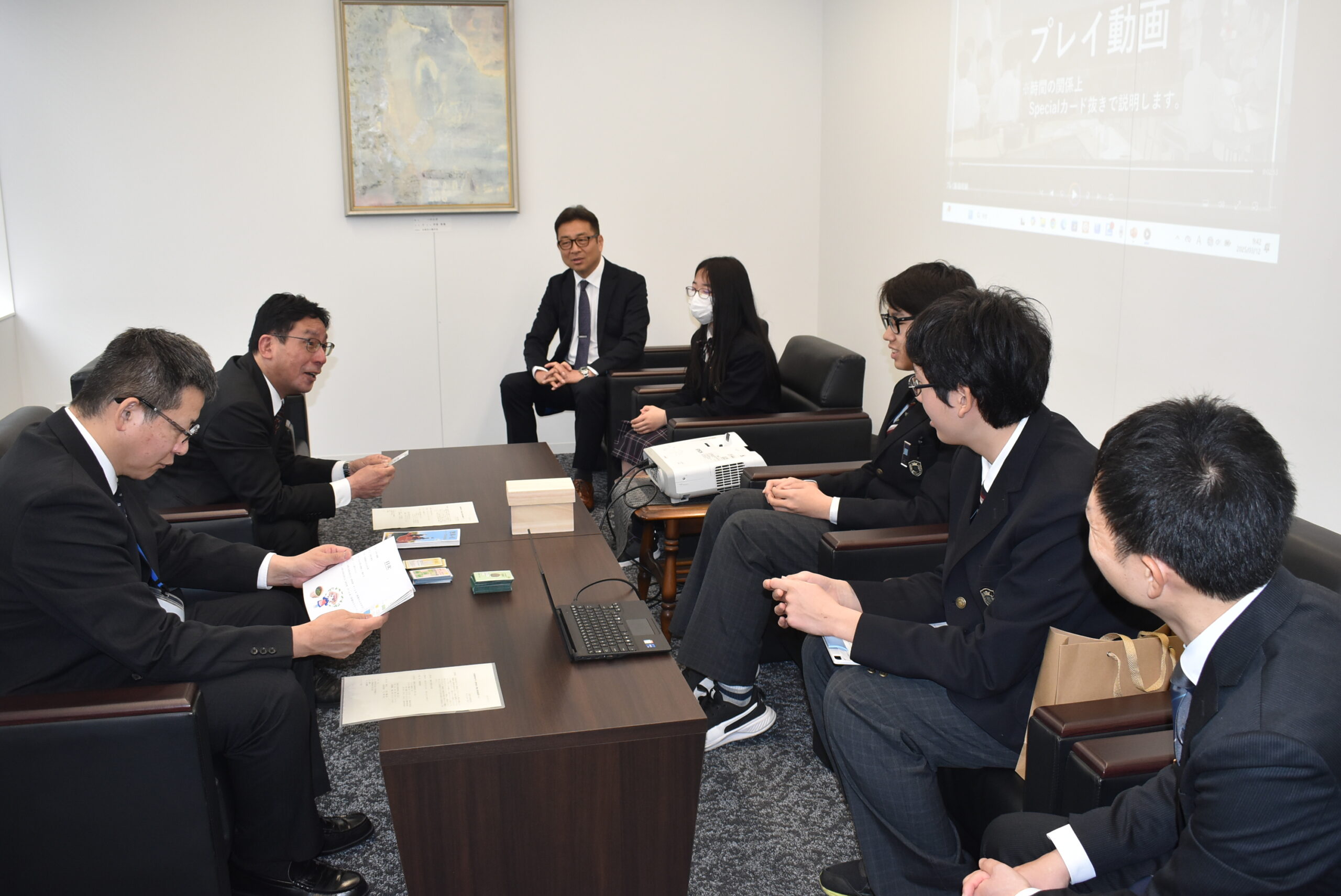 木津高校システム園芸科の生徒が、全国高等学校デザイン選手権大会にて、見事に優勝しました！