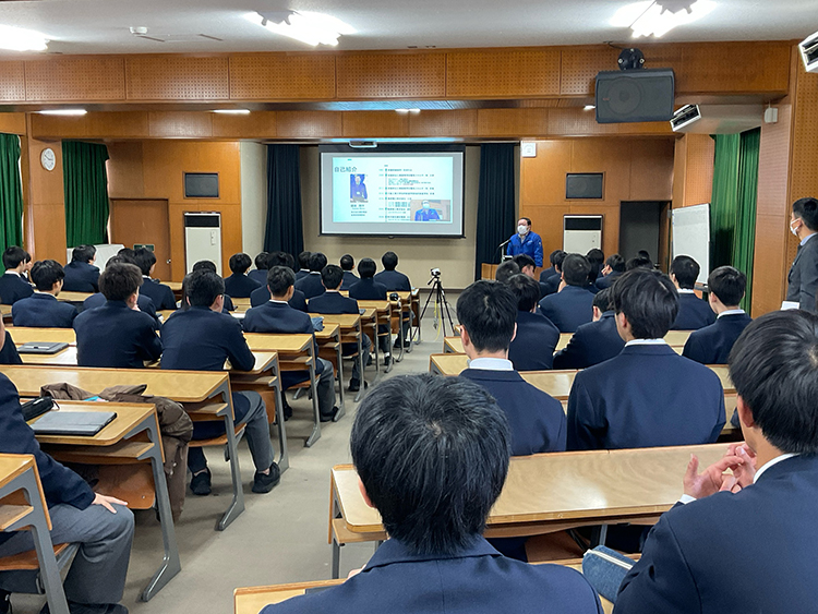 進学講演会の様子②