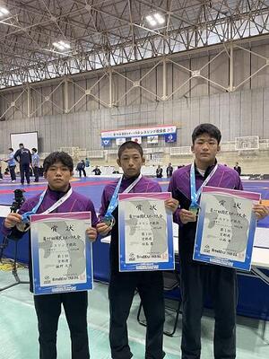 国スポ優勝者３名①.jpg