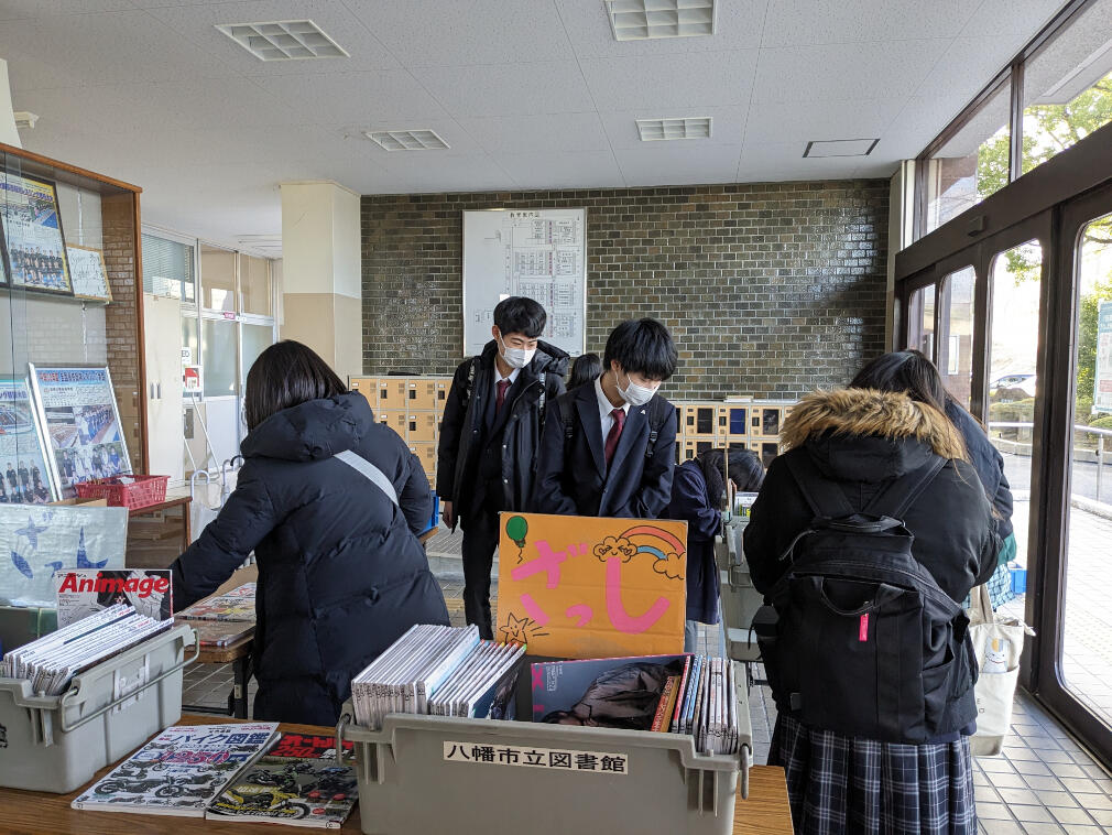 https://www.kyoto-be.ne.jp/kyotoyawata-hs/mt/school_life/images/240226_jidousyabunko_kita1.jpg