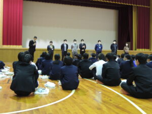 引率教員の紹介