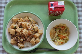 今日の給食（４月１１日）