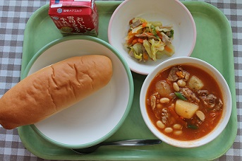 今日の給食（４月２８日）
