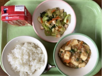 今日の給食（10月8日）