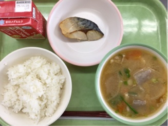 今日の給食(11月13日)