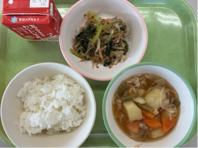 今日の給食（４月２８日）