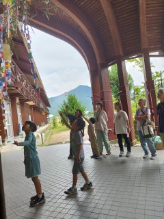 Image gallery image