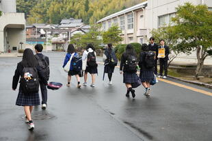 20250410_登校写真 (10).JPG