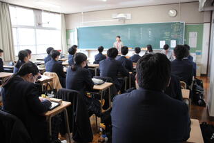 20260317_１・２年合格講話 (32).JPG