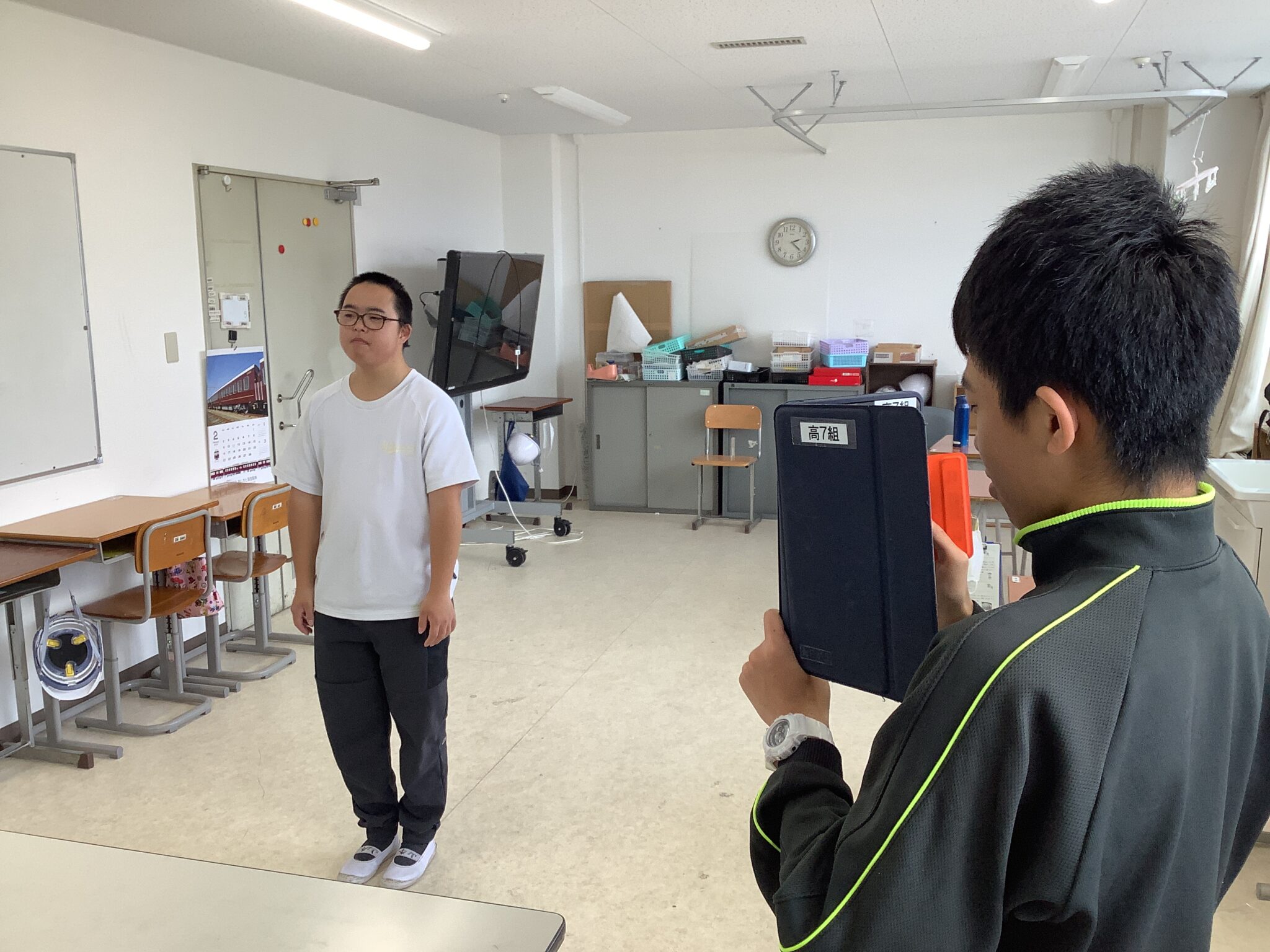 高等部7組 特別活動「卒業式に向けた所作練習」 | 京都府立向日が丘支援学校