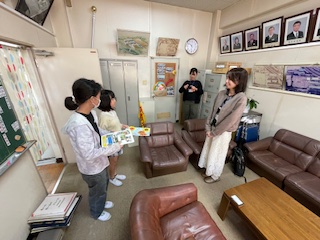 Image gallery image