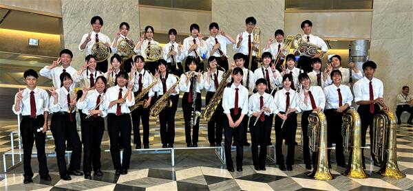 R6.吹奏楽部(トリミング済み).jpg