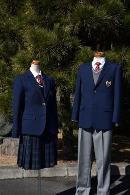 リボンとネクタイ 選べるようになりました！ - 京都府立西乙訓高等学校