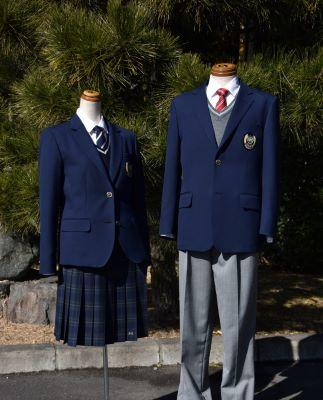 リボンとネクタイ 選べるようになりました！ - 京都府立西乙訓高等学校