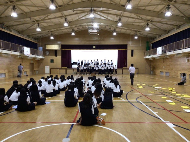 学年中間発表会
