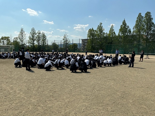 地震を想定した避難訓練を実施しました