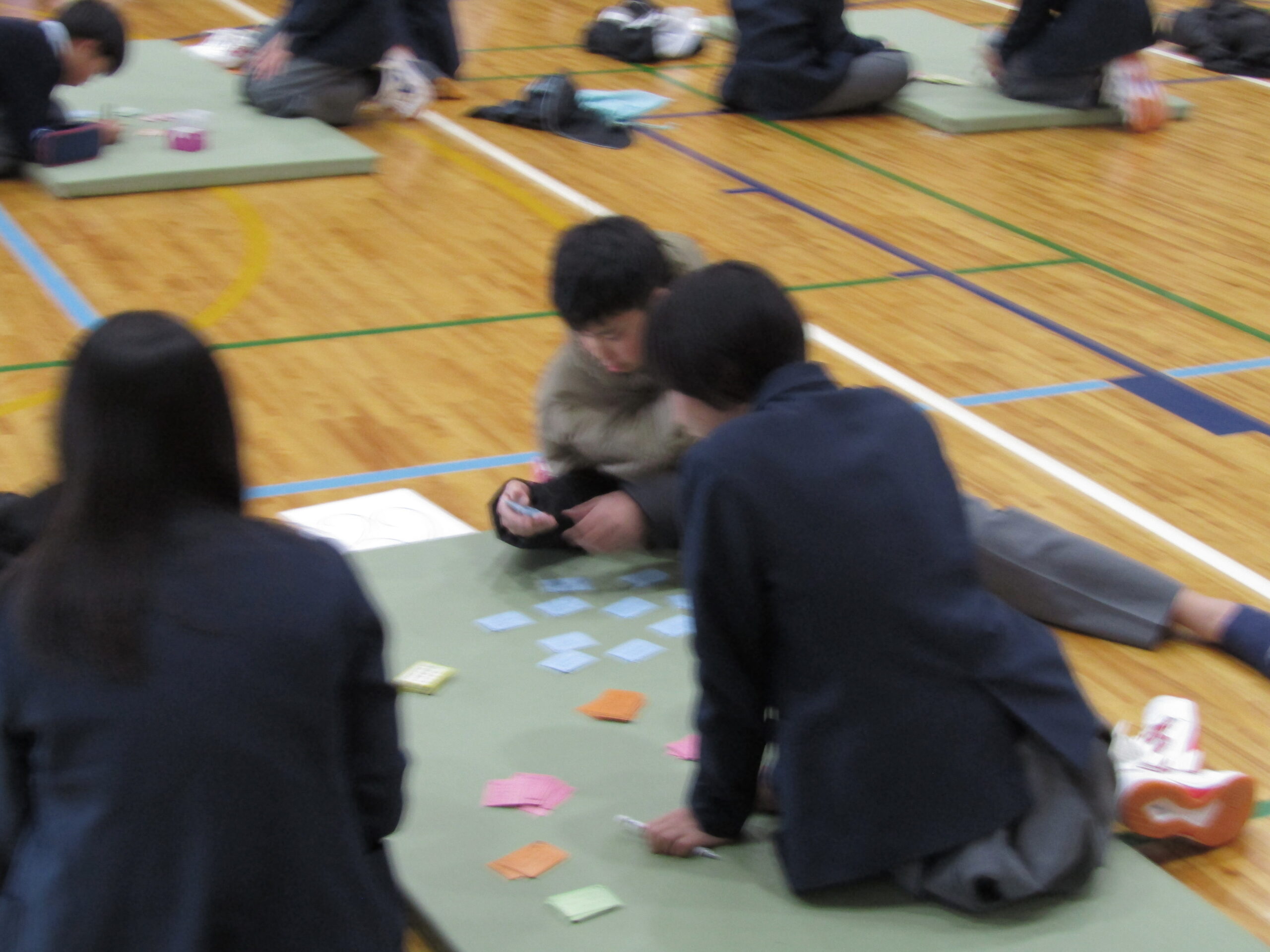 １年生　百人一首大会