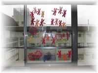 窓飾り202009-3.jpg