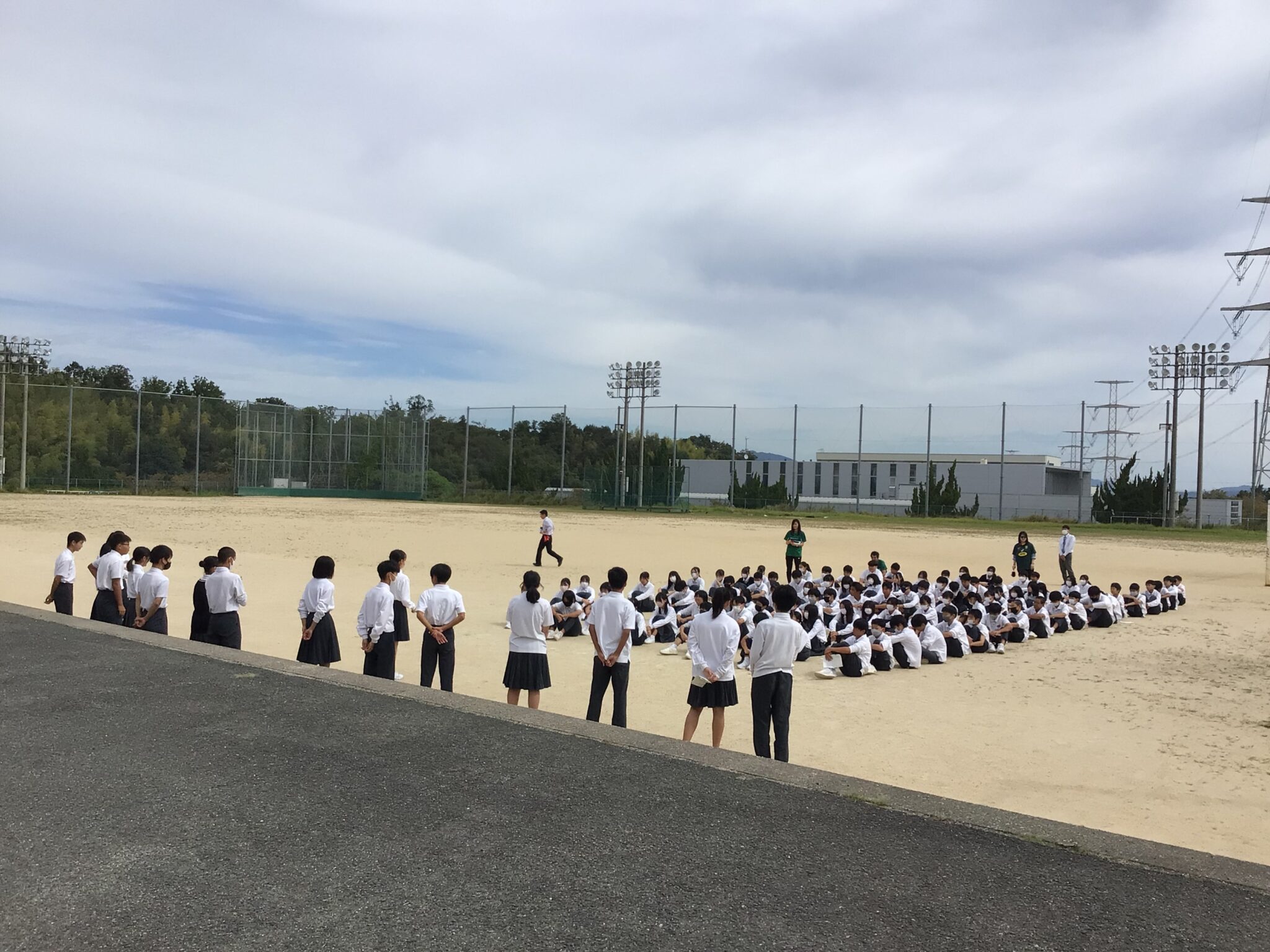 体育大会の取組始まる ブロック集会 精華町立 精華西中学校
